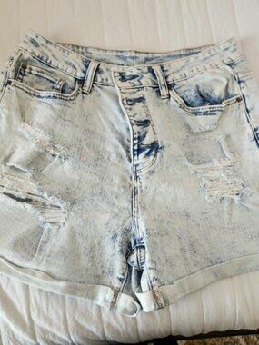 Distressed Acid Wash Denim Shorts Size 10
